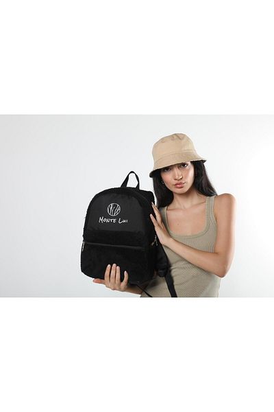 Monte Lui Black Plush Backpack - Mnt3637