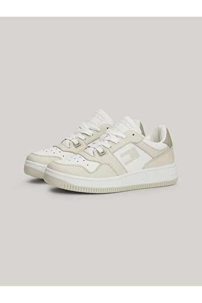 Tommy Hilfiger Woman's tjw retro basketball sneaker