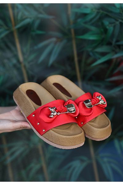 BESKAR Papuci Jude Red Satin - Design Ursuleț