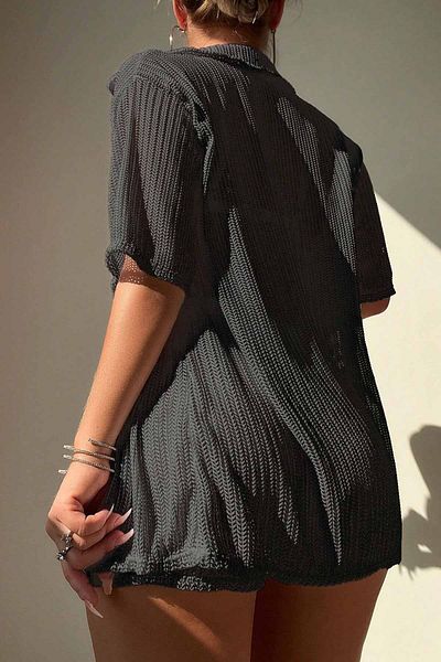 Angelsin Strandkleid – Set mit Shorts in Hemdoptik, Kragendetail und Pareo