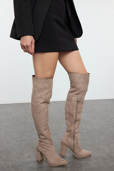 TRENDYOL SHOES Overknee-Damenstiefel aus Nerz-Wildleder mit dickem Blockabsatz TAKAW25CZ00007