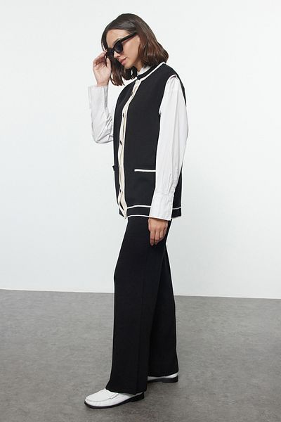 Trendyol Modest Ecru Black Knitwear Vest Set - Ribbed Button Detailed Tctaw25Us00031