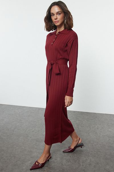Trendyol Modest Μπορντό Ζώνη Με Κουμπιά Πόλο Γιακά Ριχτό Πλεκτό Φόρεμα TCTAW25EB00026