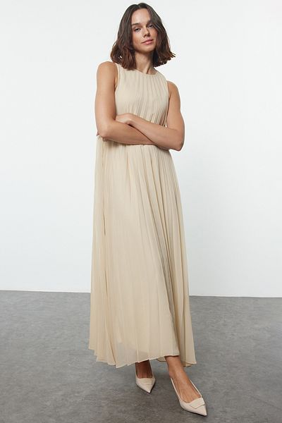 Trendyol Modest Πλισέ μπεζ φόρεμα εσωρούχων - TCTAW25EB00089