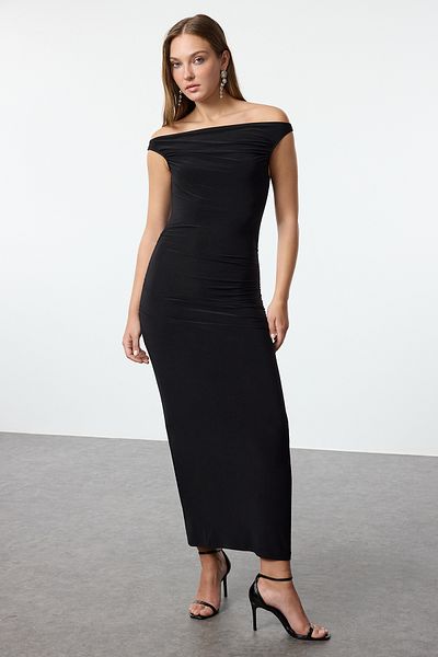 Trendyol Collection Μαύρο εφαρμοστό γιακά Carmen πλεκτό κομψό μίντι βραδινό φόρεμα TPRAW25EL00025