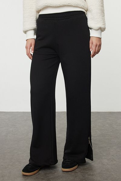 Trendyol Collection Μαύρο χοντρό φλις εσωτερικά Πλαϊνά φερμουάρ Λεπτομέρεια Πλεκτό Παντελόνι Φούτερ TWOAW25EA00004