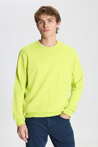 AC&Co / Altınyıldız Classics Мъжки памучен суичър ACI YELLOW с кръгло деколте - стандартна кройка