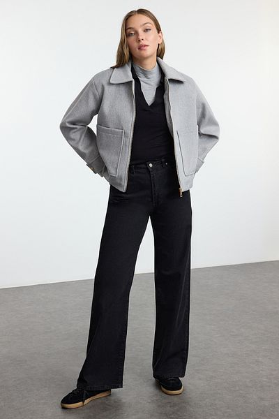 Trendyol Collection Übergroße, dünne Jacke aus grauem Kaschmir – TWOAW25MO00084