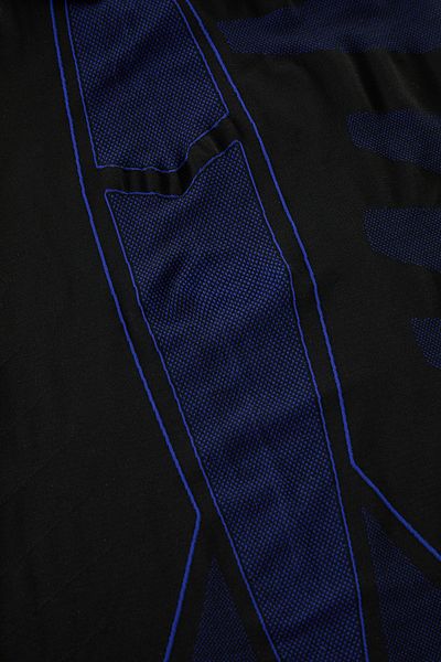 Trendyol Collection Marineblauer Athlet im Slim Fit-Muscle-Look - TMNSS24AL00010