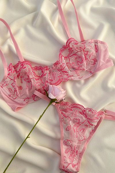 EMINNA Powder Colored Floral Patterned Underwear Set