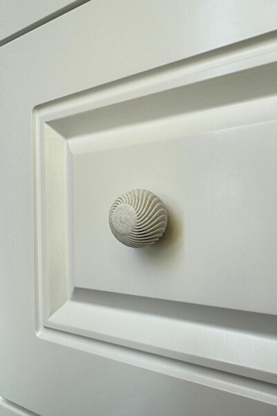 Pomerol Elara Luxury Furniture Handle – Elegant and Modern Design Furniture Handle