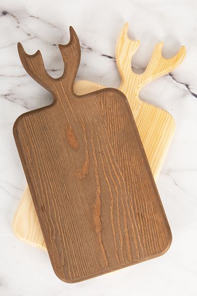 DNS HOME 2 Pieces Wooden Deer Cutting Board Presentation Serving Board Presentation Holder