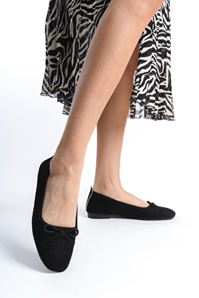 Preshley Women's Camil Trent Black Suede Blunt Toe Daily Ballerinas