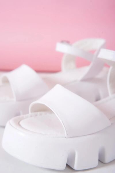 Preshley Women's Hobby White Thick Sole Ankle Strap Sandals 099