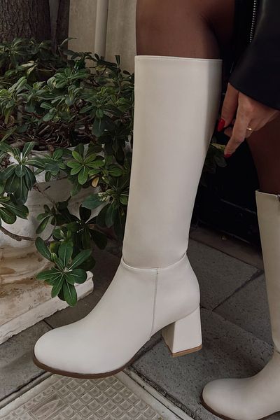 POLKA STORE Γυναικείες μπότες Lady με τακούνι κάτω από το γόνατο Μπεζ γυμνό δέρμα εκρού με φερμουάρ ματ δέρμα