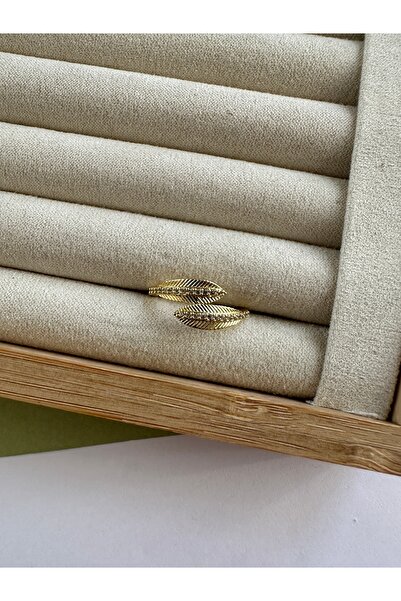 ringbox Gold Minik Sarmal Yaprak Yüzük