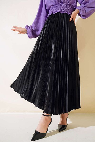 MB-MODA BİZİMLE Μαύρη δερμάτινη γυναικεία φούστα - στενή πιέτα