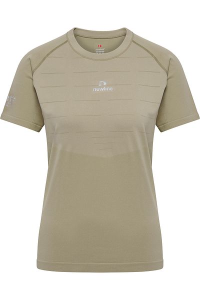 NEWLİNE nwlPACE NAHTLOSES T-Shirt FRAUEN