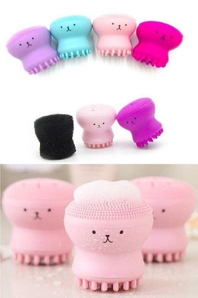 MUJGAN Octopus Shaped Exfoliating Silicone Skin Cleansing Brush