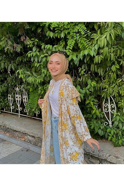 Organic Hijab Combed Cotton Shawl Hijab Model - Cappuccino