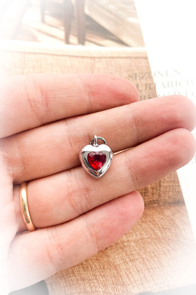 roshel Rodyum Kaplama Kırmızı Taşlı Kalp Kolye Ucu
