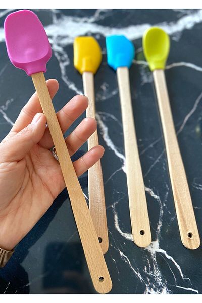 Evimin Eşyası 4-Piece Silicone Kitchen Spatula Set with Wooden Handle