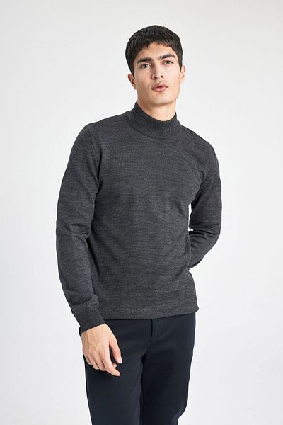 DeFacto Slim Fit Sweater