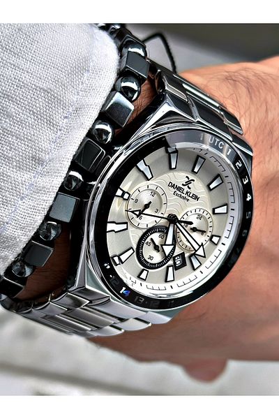 Daniel Klein Silver Color Men's Wristwatch