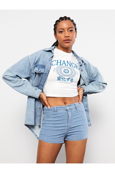 LC Waikiki Magas derekú, extra szűk női farmer rövidnadrág - sima zsebes részlet