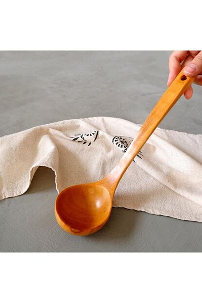 MANDALINA Wooden Scoop - Comfortable and Stylish Design