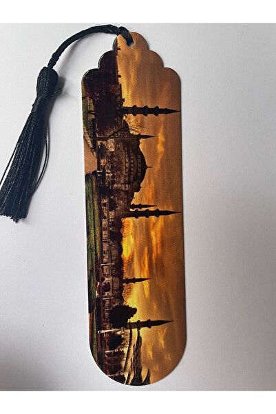 NiceandBonita المسجد الأزرق تحت عنوان الإشارة المرجعية شرابة سوداء