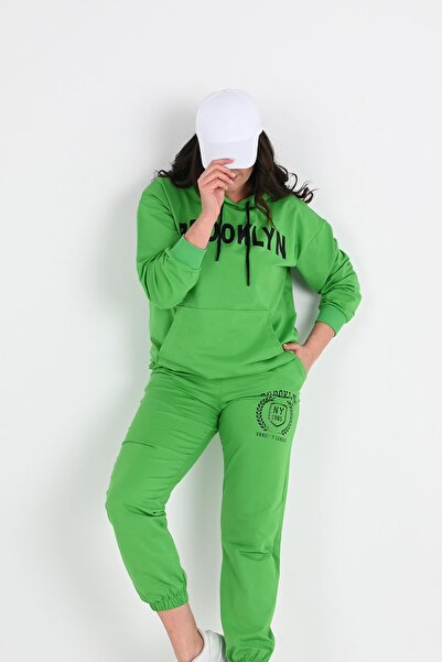 Koza Butik Set de trening cangur cu text cu imprimeu mărime mare pentru femei...