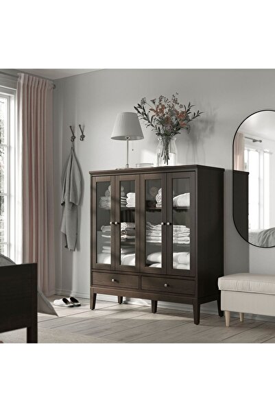 IKEA Vitrin, Genişlik: 121 cm  Derinlik: 50 cm  Yükseklik: 135 cm