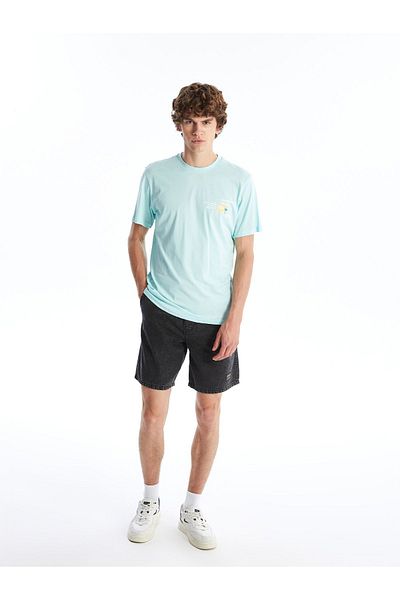 LC Waikiki Bedrucktes Herren-T-Shirt aus gekämmter Baumwolle – Rundhalsausschnitt, kurze Ärmel