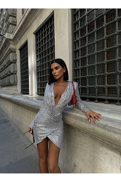 S&A Collectionn Μίνι φόρεμα με μακρυμάνικη παγιέτα με βαθύ V λαιμόκοψη