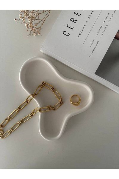 Minima Art Studio Decorative Jewelry Product Presentation and Shooting Plate