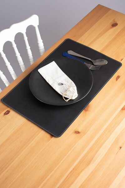 DK LEATHER Pu Leather Minimal Placemat - Supla Non-Slip & Decorative & Table Presentation