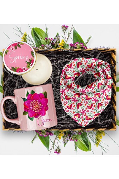 EJOYA Kişiye Özel Çiçek Tasarım Kupa & Fular & Mum Hediye Kutusu 113162