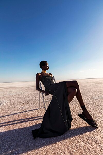 KAMEYA Straplez Uzun Yırtmaçlı Elbise 23s40237