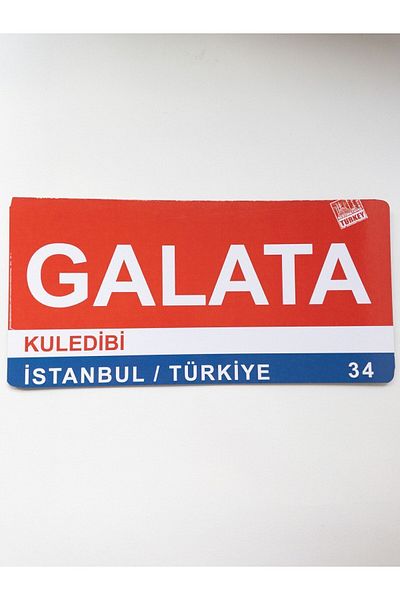NiceandBonita Galata, Kuledibi, Istanbul/Turkey, 34, Red White Painting