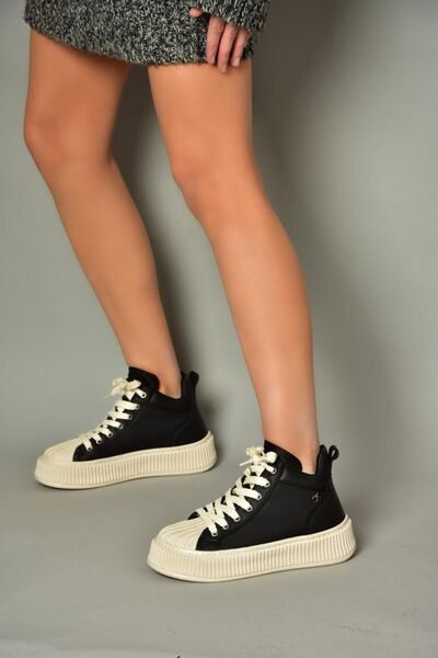 Fox Shoes T 973599609 Vysoké kotníkové černé tenisky Sportovní obuv