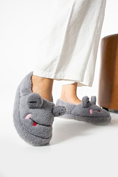 Zirve Moda Unisex Frog Plush Slippers - Figured Home Design