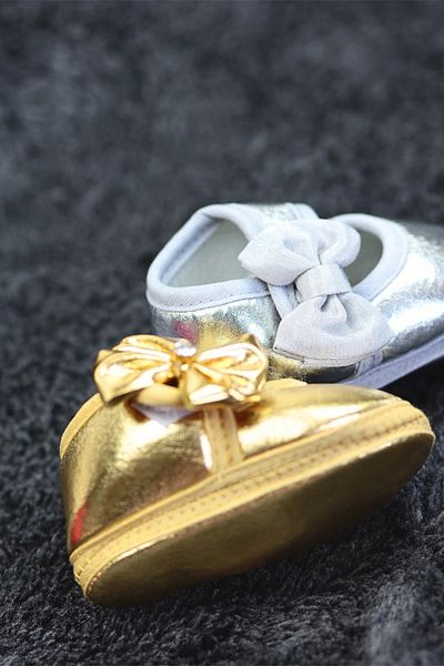 LOGO AKSESUAR 0-3 Months Newborn Gold, Silver Leaf Baby Bandana Booties Set of 2