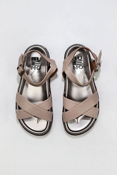 Bueno Shoes Gri Deri Kadın Sandalet 01wu5830