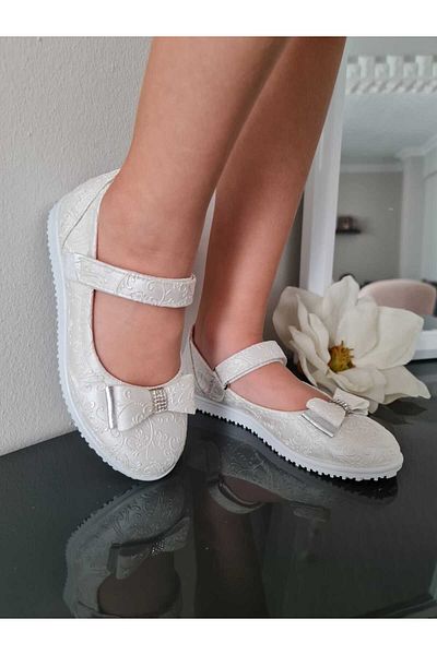 Lasirius White Girl's Wedding Shoes Ballerinas