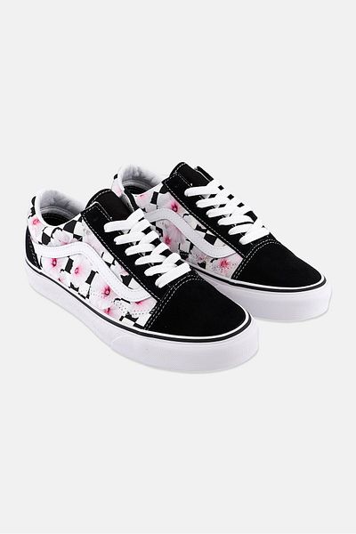 Vans Women Old Skool Lace Up Casual Shoes, Black