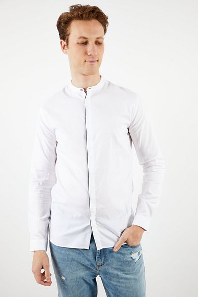 The Kooples قميص رجالي كاجوال بأكمام طويلة وقصّة Slim Fit، أبيض