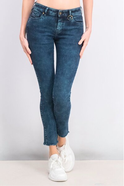 Diesel Women Skinny Fit Washed Stretchable Denim, Blue Washed