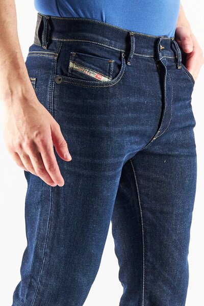 Diesel Men Slim Fit Dark Wash Stretchable Denim, Navy