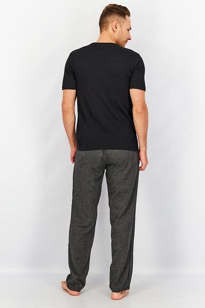 Vince Camuto Men 2 Pcs Plain Short Sleeve Top And Bottom Pyjama Set, Black